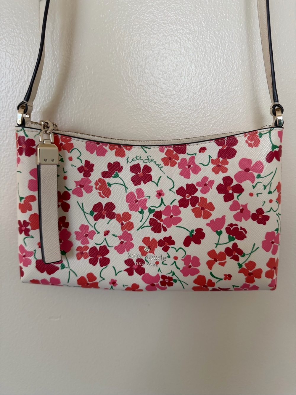 KATE SPADE Sadie Sunny Floral Printed Crossbody in Pink Multi